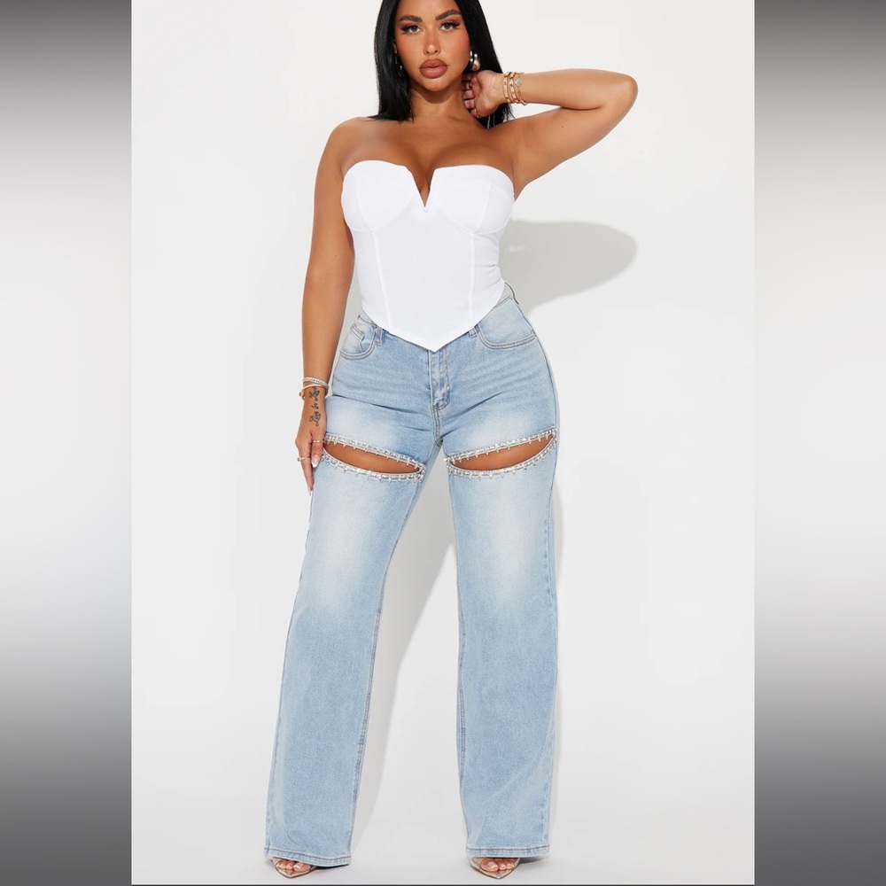 You Belong With Me Stretch Embellished Straight Leg Jeans - Light Wash